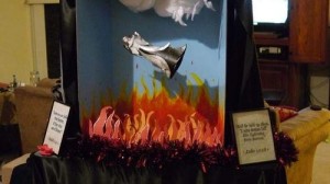 2013_TruNews_Florida_satanictempledisplay