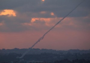 2011_Koenig_Gaza_rockets