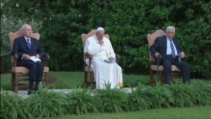 2011_Marzulli_pope-abbas-peres