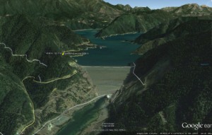 2011_Qalert_DutchSinse_road-trinity-lake