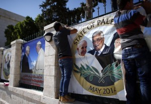 2011_Skywatchtv_Pope_Palestine