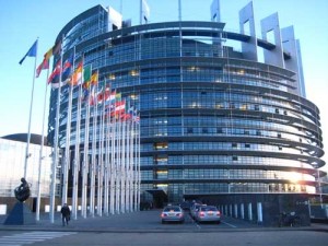 2011_Koenig_EU_crisis