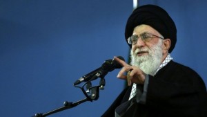 2011_Koenig_Khamenei7