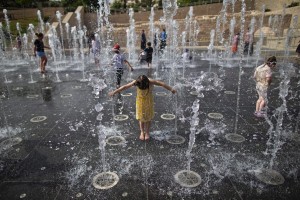 2011_Koenig_Heatwave-Israel