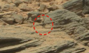 2011_A_UFOsightings_Mars_Humanoid1