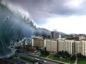 2011_Ecuador_Tsunami-Hits-City-Guayaquil