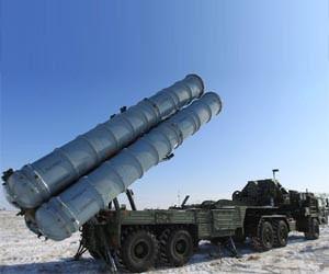 2016_DEBKA_Russia_S-500-missile-battery
