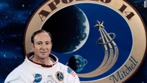 2016_Yahoo_News_Edgar_Mitchell