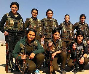 2016_Yahoo_News_Female-Kurdish-soldiers