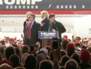 2016_Drudge_Trump_Event_SS