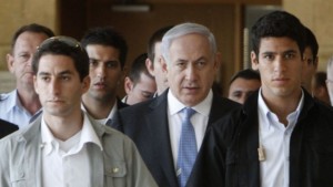 2016_toi_netanyahu_ny_un_guards-635x357