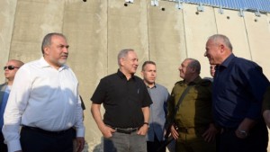 2016_koenig_westbank_bibi-liberman-eisenkot