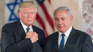 2016_koenig_trump-bibi-israel-museum