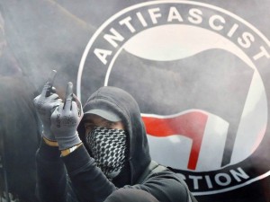 2016_breitbart_antifa2