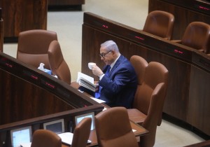 2016_koenig_bibi-knesset