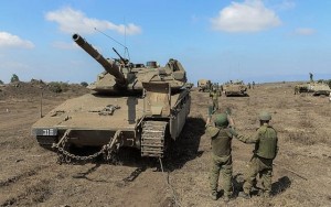 2016_koenig_israel-troops-golan