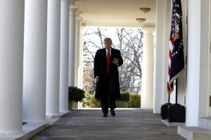 2016_Drudge_Trump_Walled_In