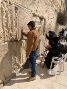 2016_JerryGolden_Jerusalem_Joel-wall-225x300