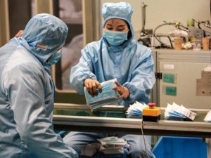 2016_Breitbart_china-face-mask-factory-getty-420x315