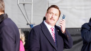 2016_Clouthub_Mike_Lindell_Speech_attacks