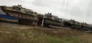 2016_Michael_Snyder_Russian_tanks