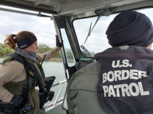 2016_Breitbart_Border-Patrol-Riverine-Agents-Patrol-the-Rio-Grande-640x480