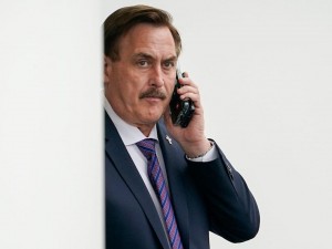 2016_Yahoo_News_Lindell_out