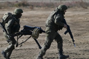 2016_Hal_Turner_Ukraine_Warns_RussianSoldiers-Drill_large