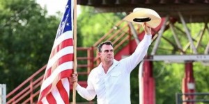 2016_Oklahoma_Gov_Defies_Feds
