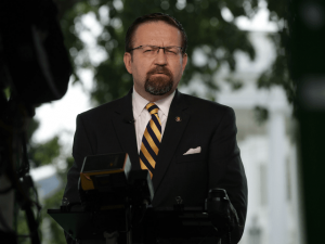 2016_Breitbart_Jan6_vs_Sebastian-Gorka-640x480