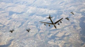 2016_DEBKA_US_Israel_Congress_Iran_B-52-bomber-escort-by-Israeli-F-15-800x445
